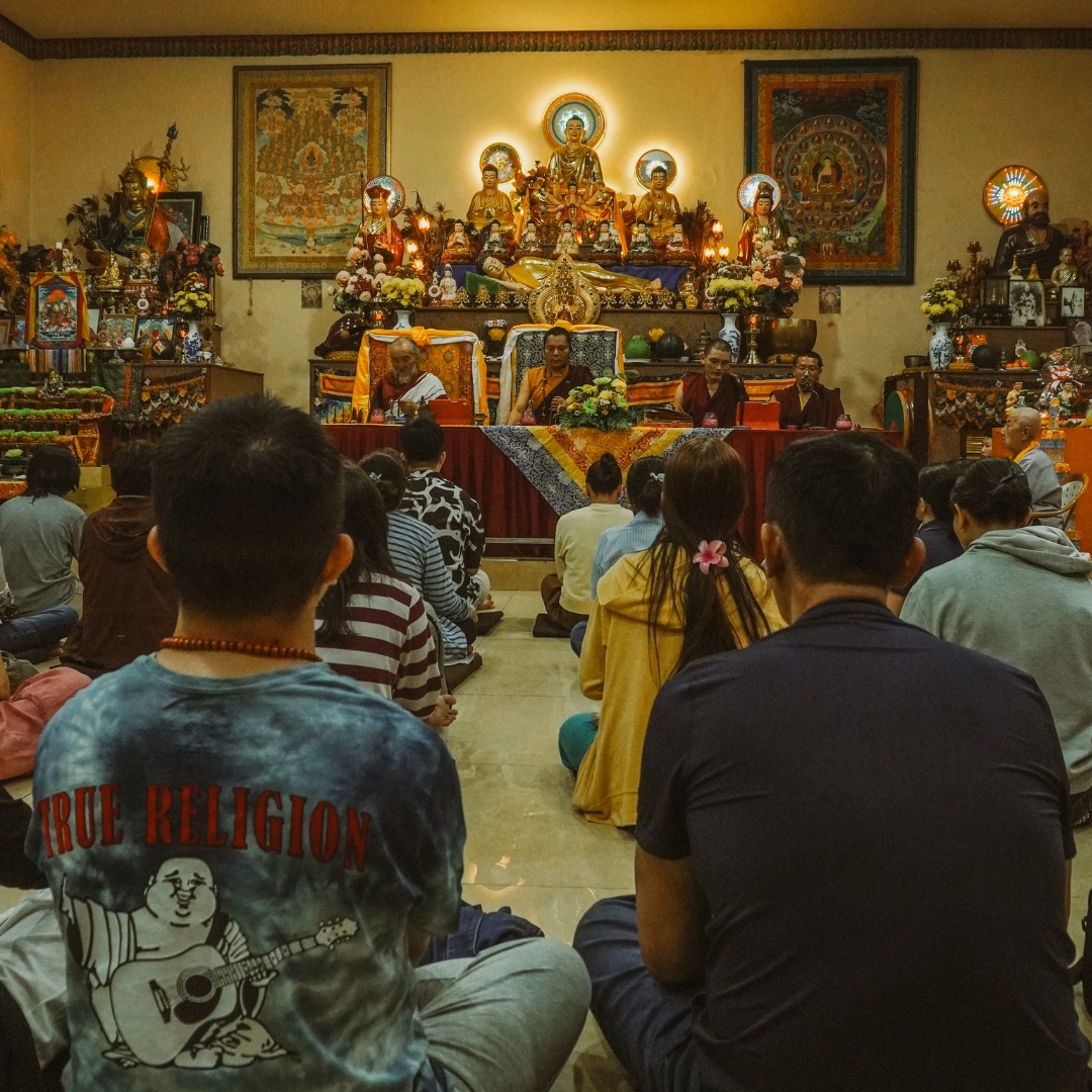 A Tibetan monk officiating an event in Ho Chi Minh City, Vietnam. Tibetan Buddhism is emerging in Vietnam as a popular form of new religiosity © 2025 Lam Khau